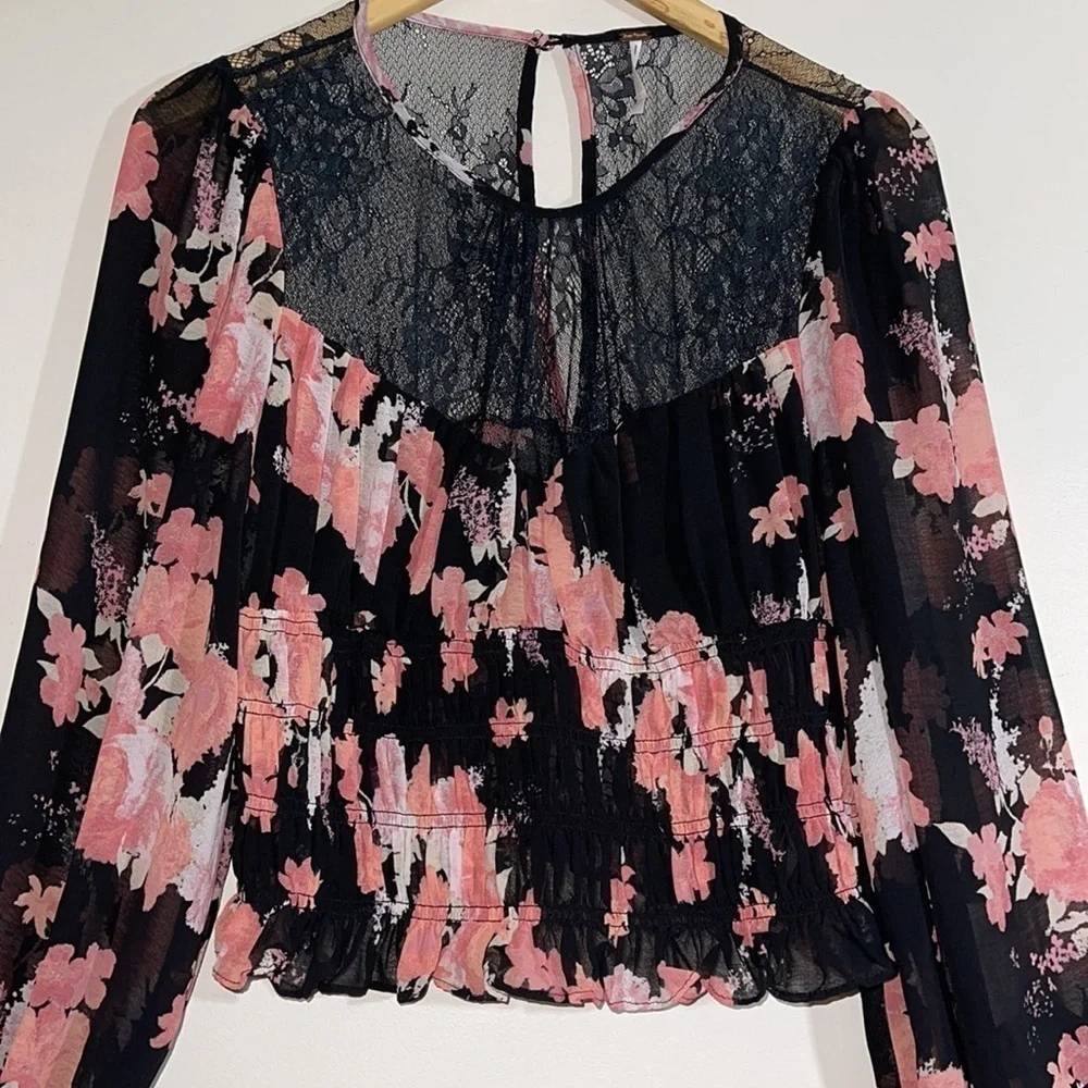 Free People Daphne Blouse Sz. Large NWOT
